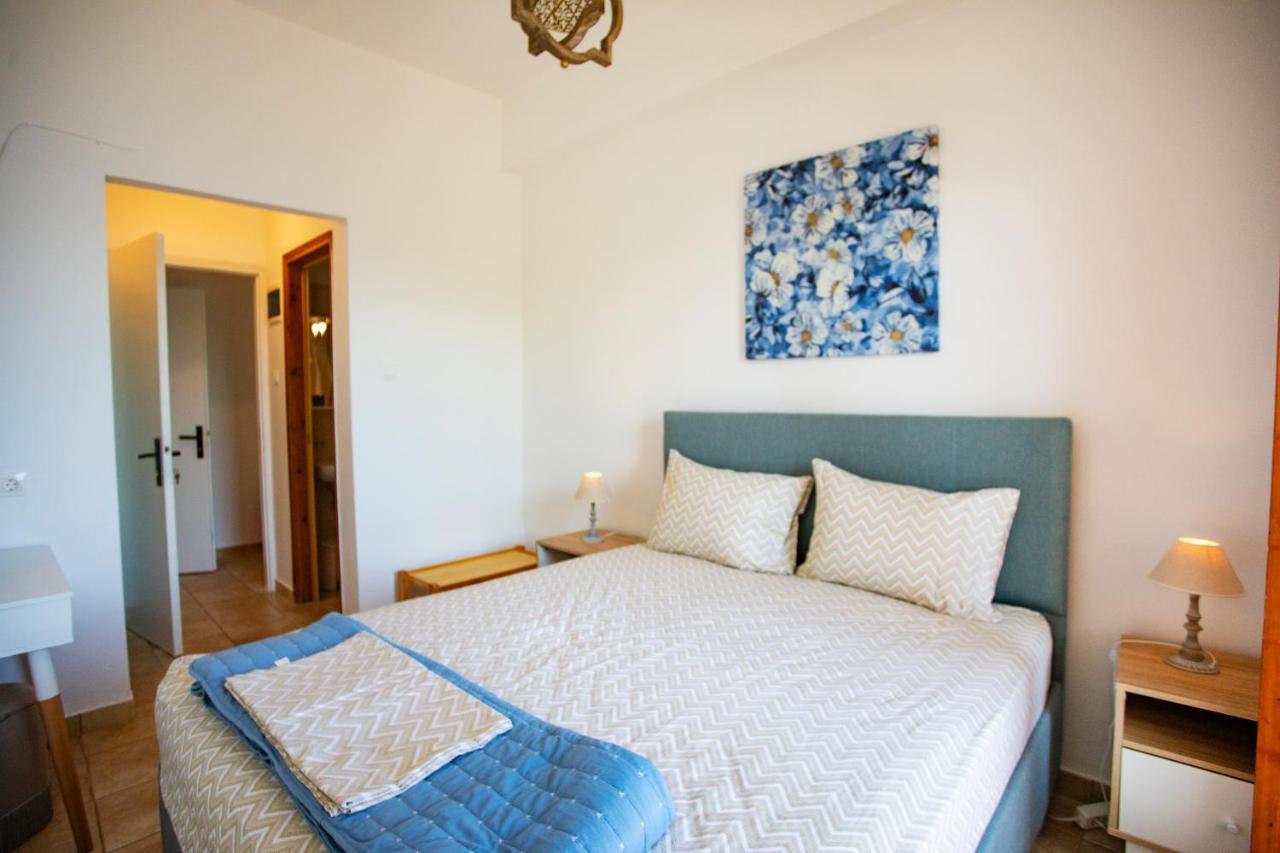 Notos Sea Front Apartment Glossa Buitenkant foto